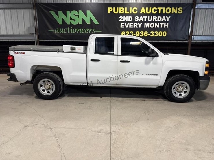 2015-chevrolet-silverado-1500-image-1