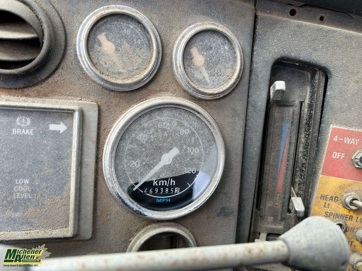 1989-ford-lt9000-image-8