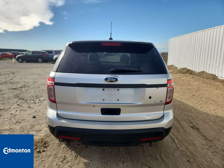 2013-ford-explorer-image-18