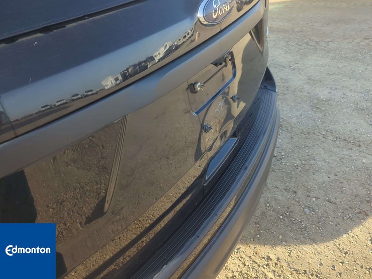 2018-ford-explorer-image-39