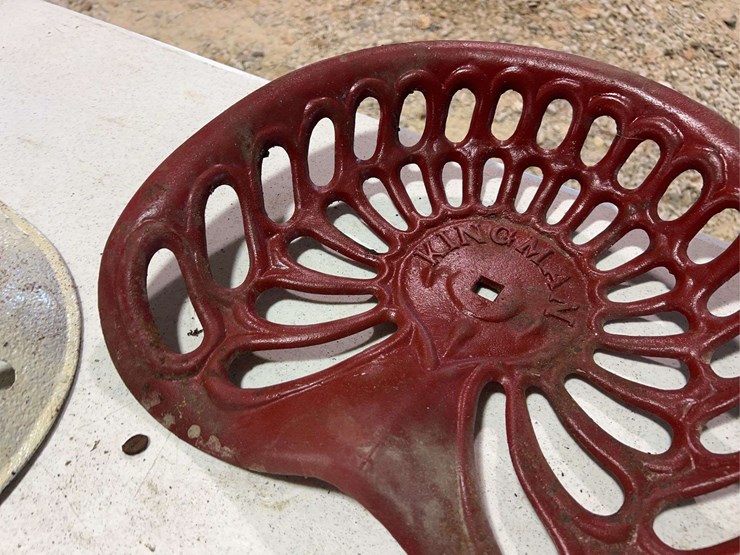 (3)-cast-iron-seats-image-13
