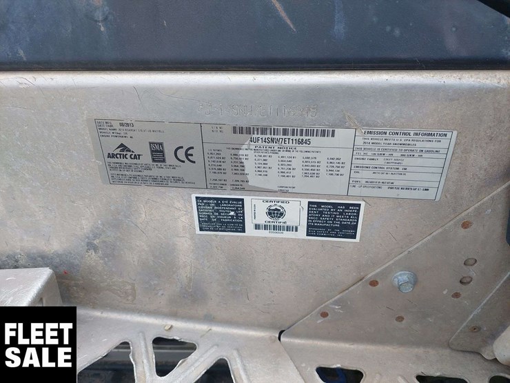 2014-caterpillar-570-image-6