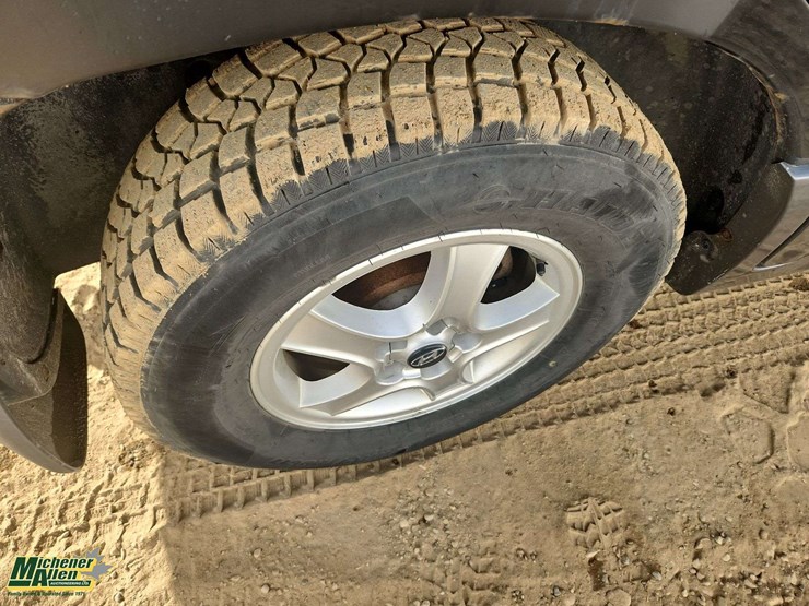 2005-hyundai-santa-fe-image-31