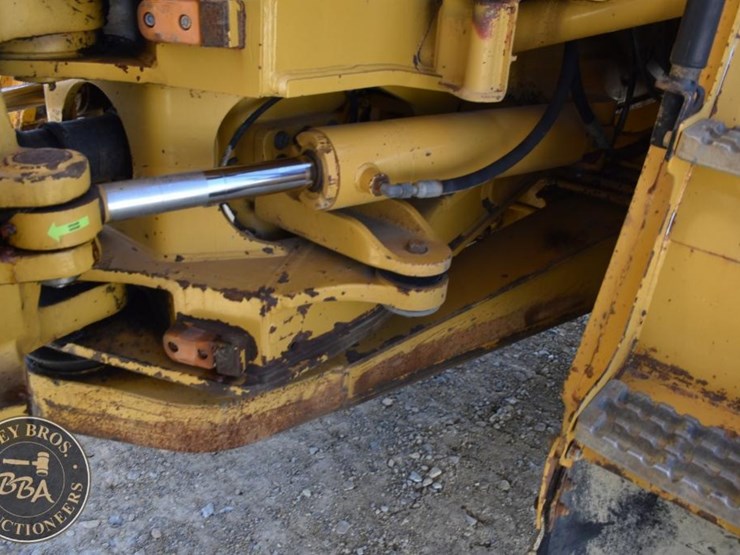 2012-caterpillar-740b-image-56