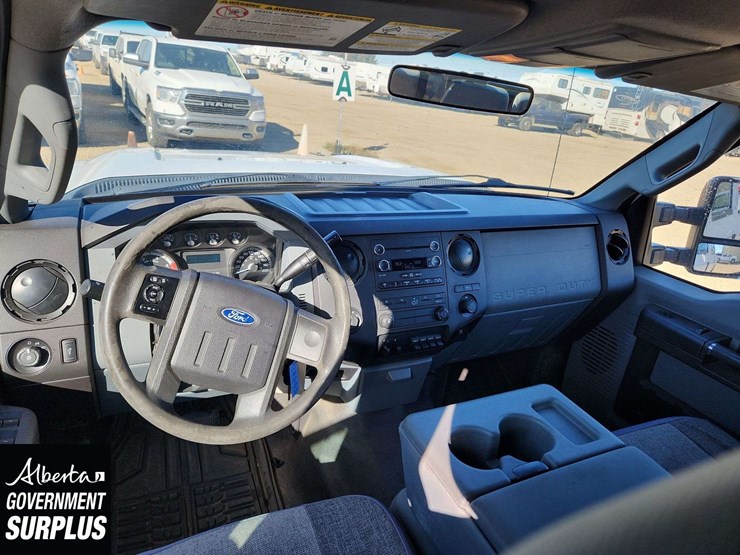 2011-ford-f350-image-17