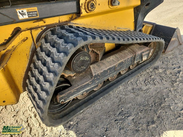 deere-331g-image-29