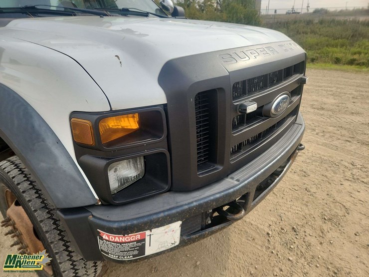 2008-ford-f550-image-60