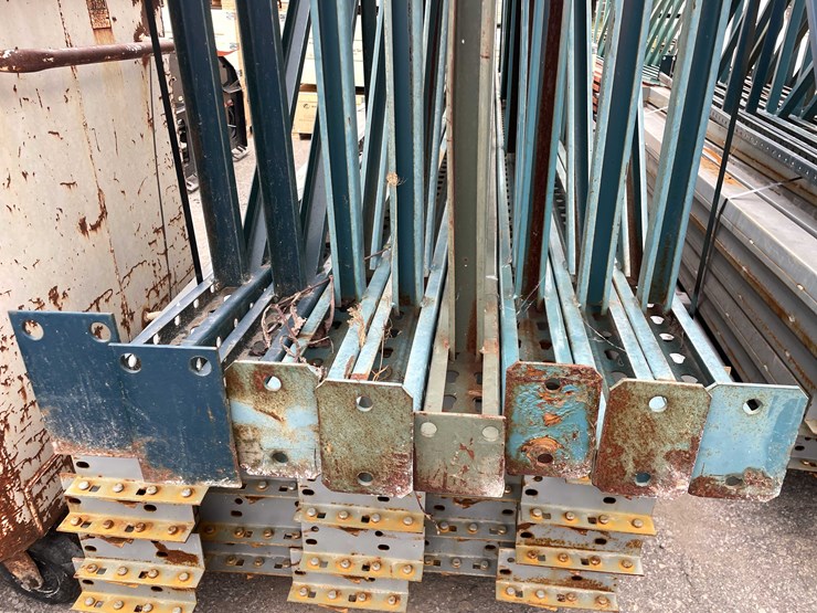 #3076-•-teardrop-pallet-racking-(o8)-image-7