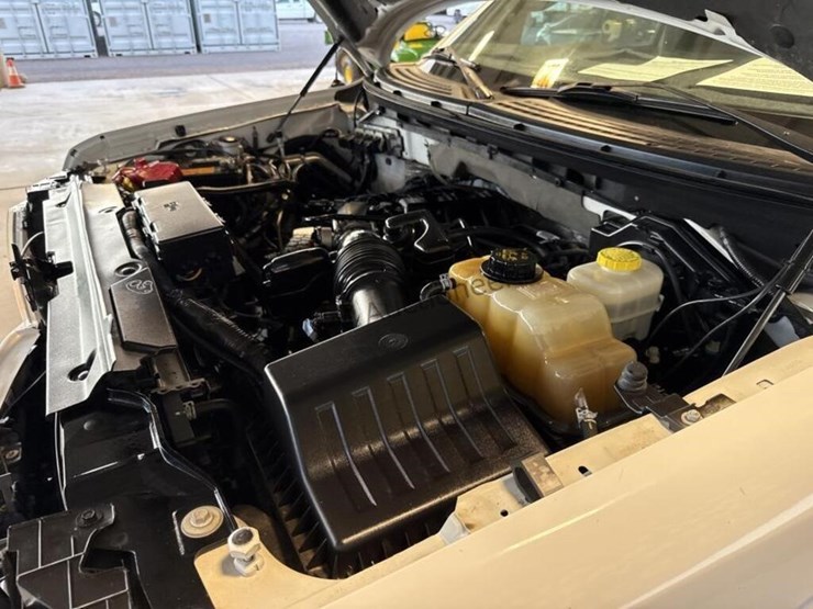 2014-ford-f150-image-13