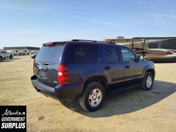 2007-chevrolet-tahoe-ls-image-3