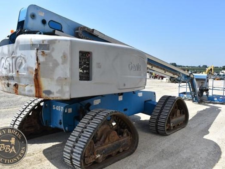 2014-genie-s65-trax-image-21