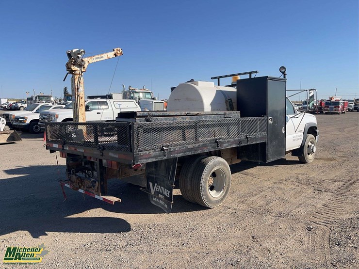 2006-chevrolet-silverado-3500-image-4