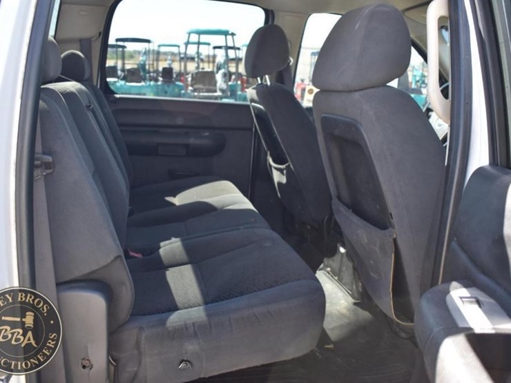 2007-chevrolet-silverado-2500hd-image-10