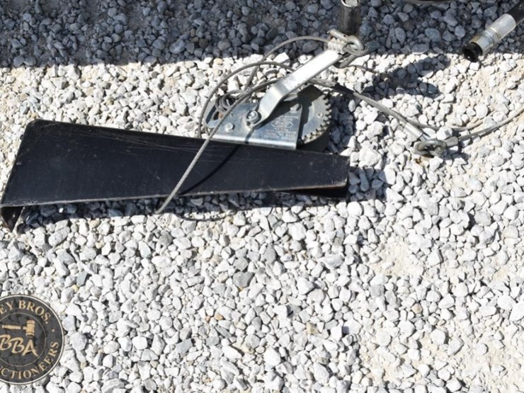 unverferth-6in-x-16ft-belt-conveyor-37961-image-4