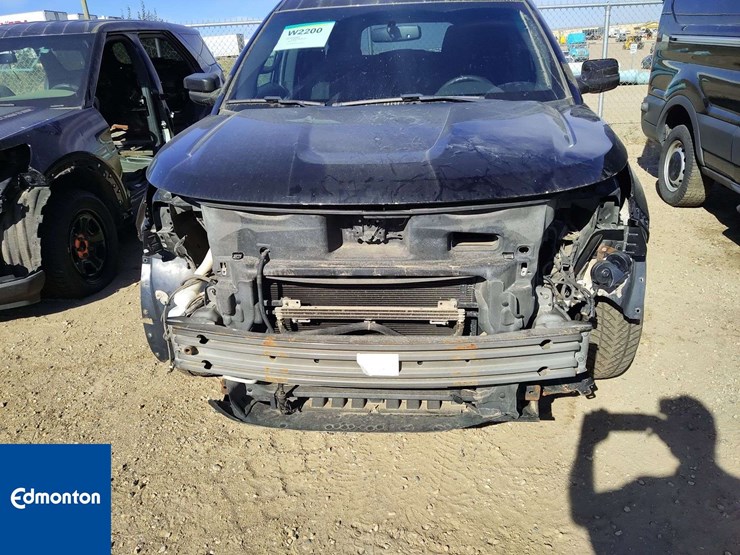 2015-ford-explorer-image-19