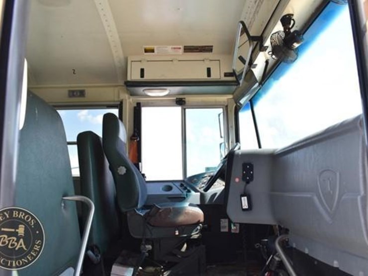 2012-ic-bus-ce-image-25