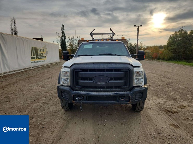 2012-ford-f550-image-8