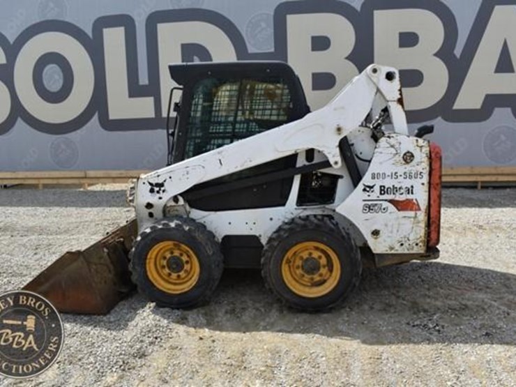 2017-bobcat-s570-image-8