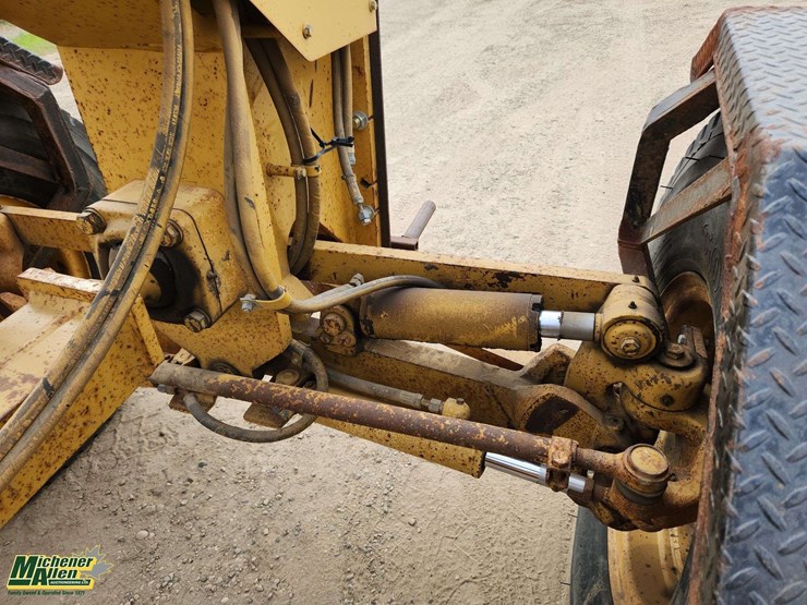 2007-caterpillar-140h-image-34