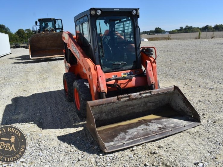2017-kubota-ssv65-image-66