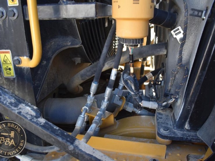 2014-caterpillar-982m-image-92