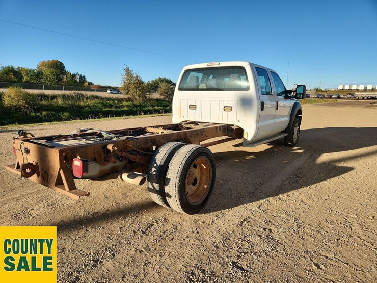 2013-ford-f550-image-5