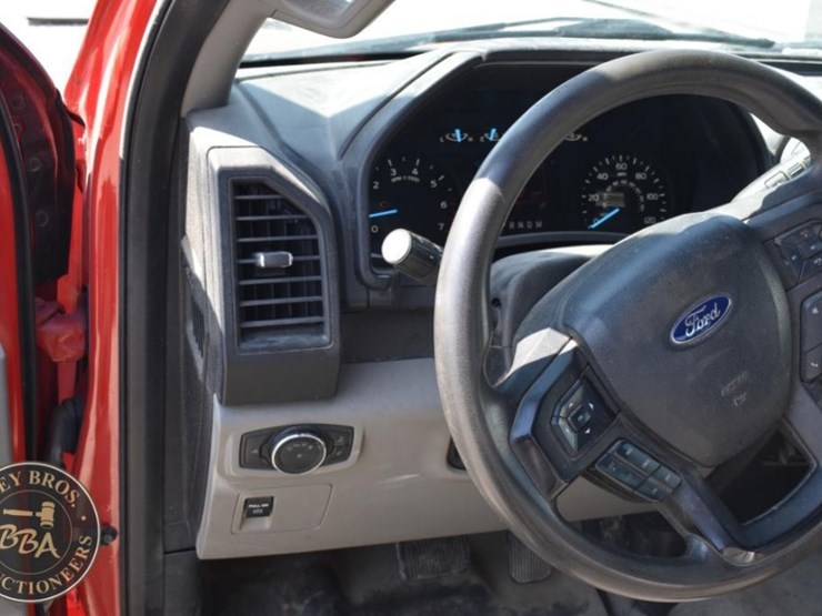 2018-ford-f150-image-16