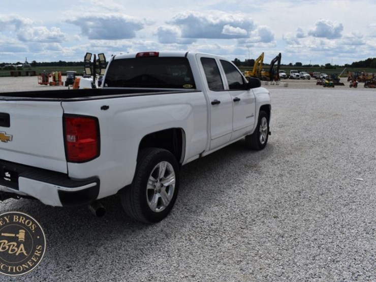 2016-chevrolet-silverado-1500-image-22