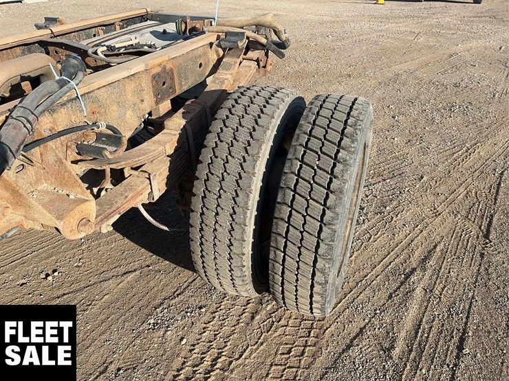2012-ford-f550-image-8