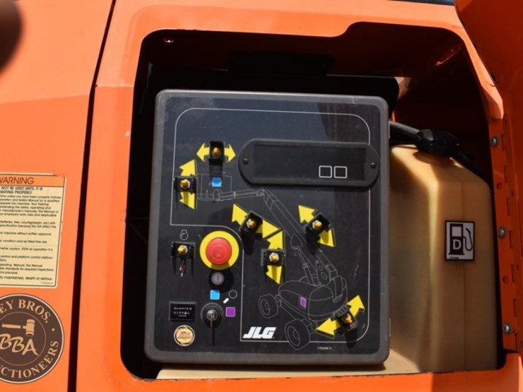 2006-jlg-660sj-image-13