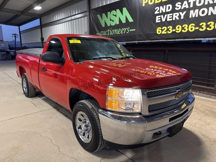 2013-chevrolet-silverado-1500-image-2