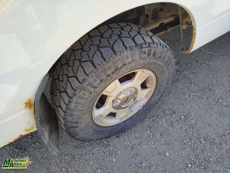 2011-ford-6.5-ft-image-27