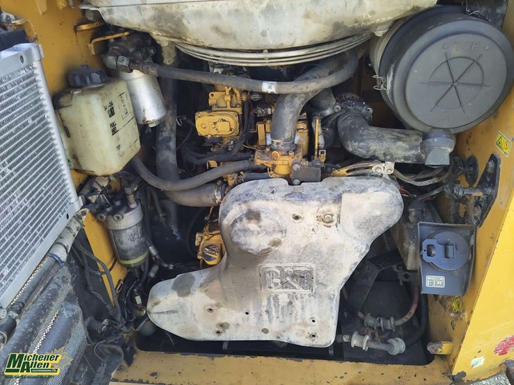 2014-caterpillar-272d-image-17