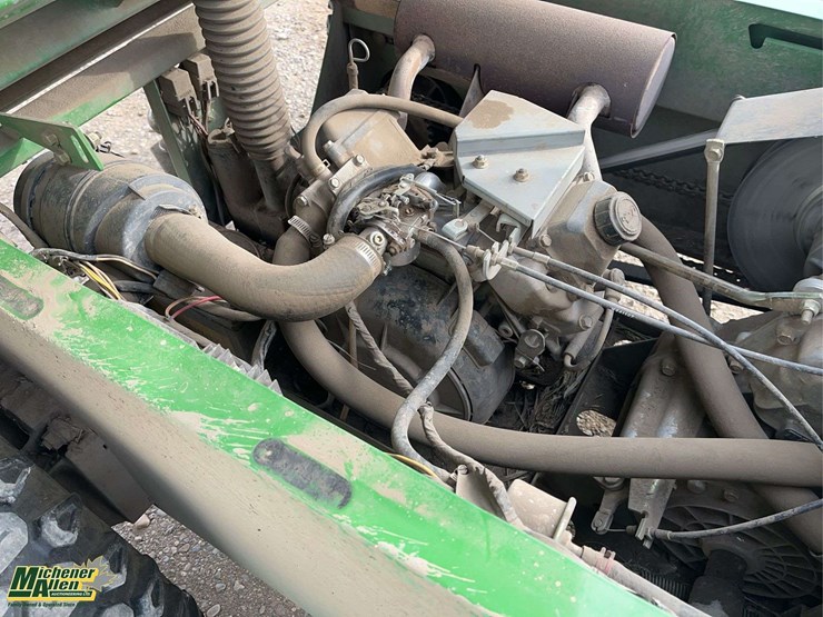 john-deere-gator-image-16