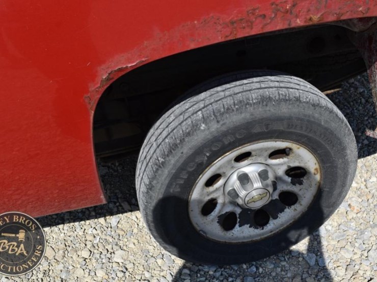 2010-chevrolet-silverado-1500-image-20