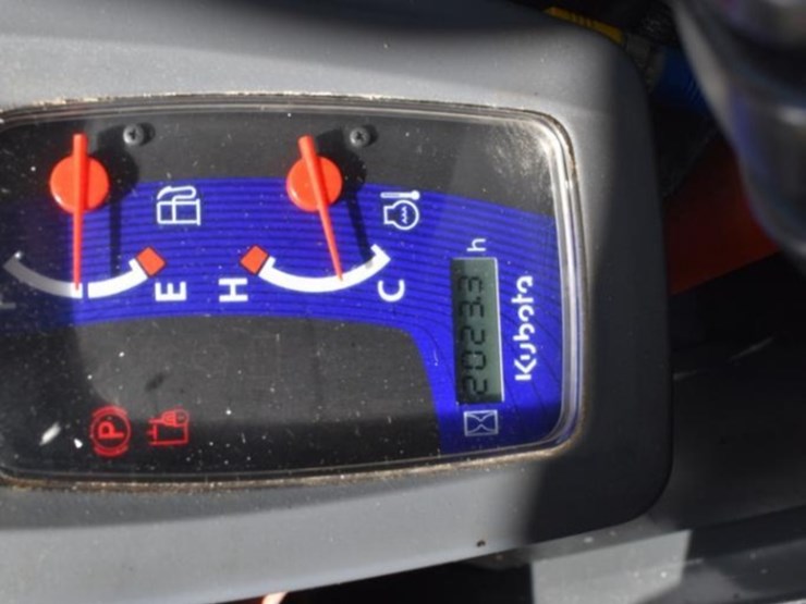 2017-kubota-ssv65-image-84