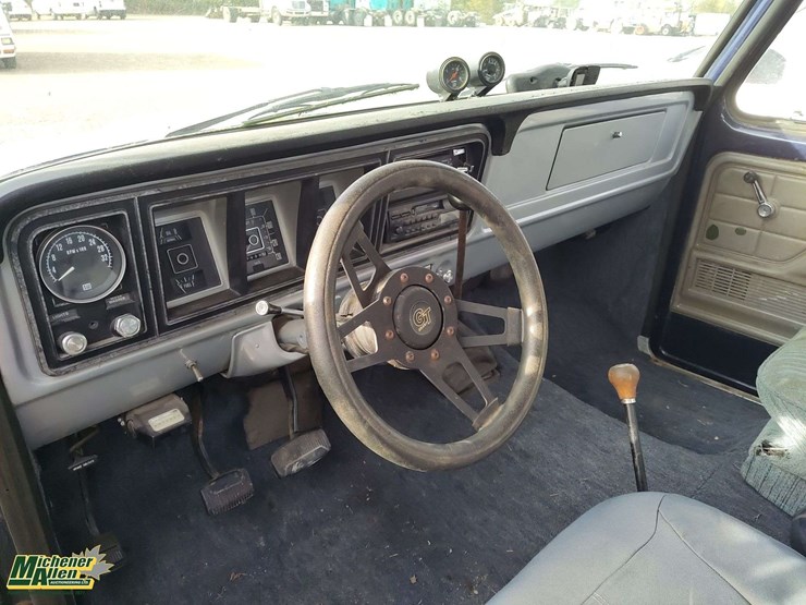1975-ford-f350-image-11