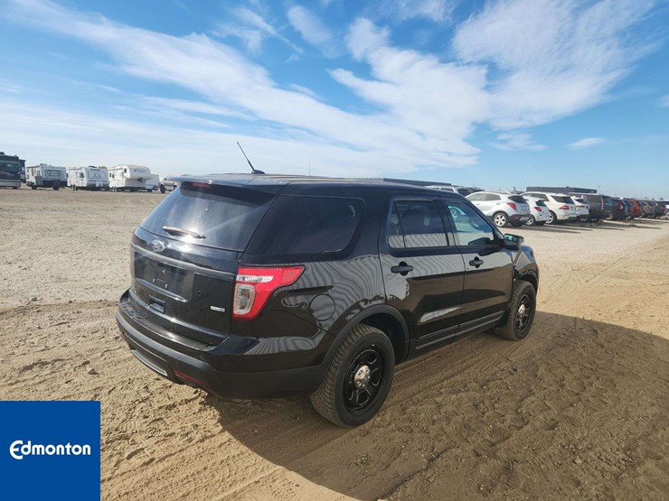 2014-ford-explorer-image-4
