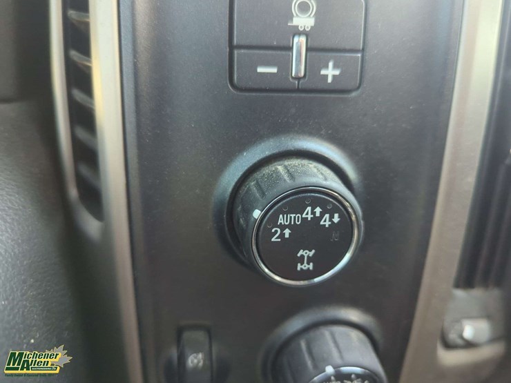 2017-gmc-sierra-1500-image-12