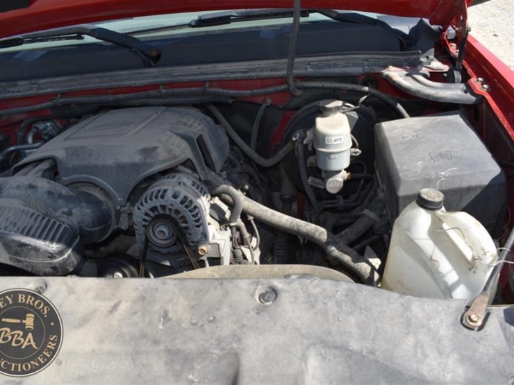2013-chevrolet-silverado-1500-image-10