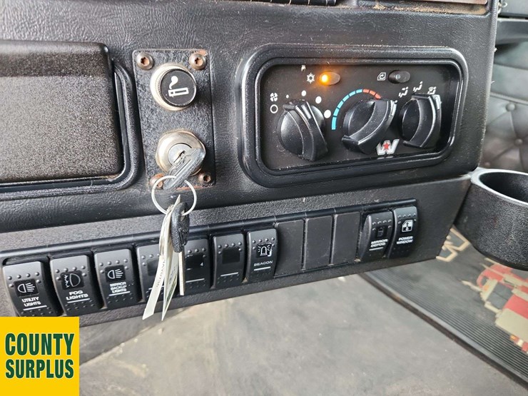 2011-western-star-4900-image-24