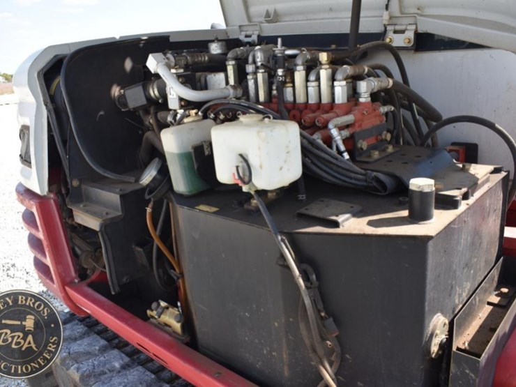 2018-takeuchi-tb290-image-35
