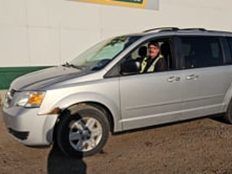 2010-dodge-grand-caravan-se-image-5
