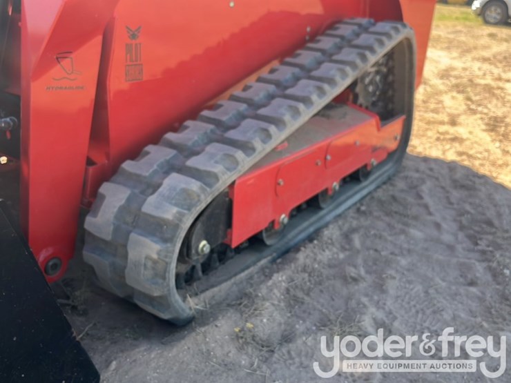 2023-manitou-1050rt-image-37