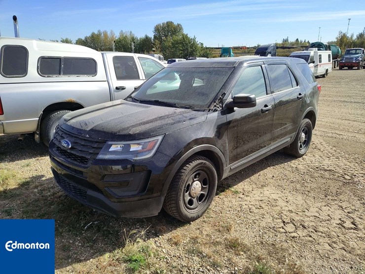 2018-ford-explorer-image-1