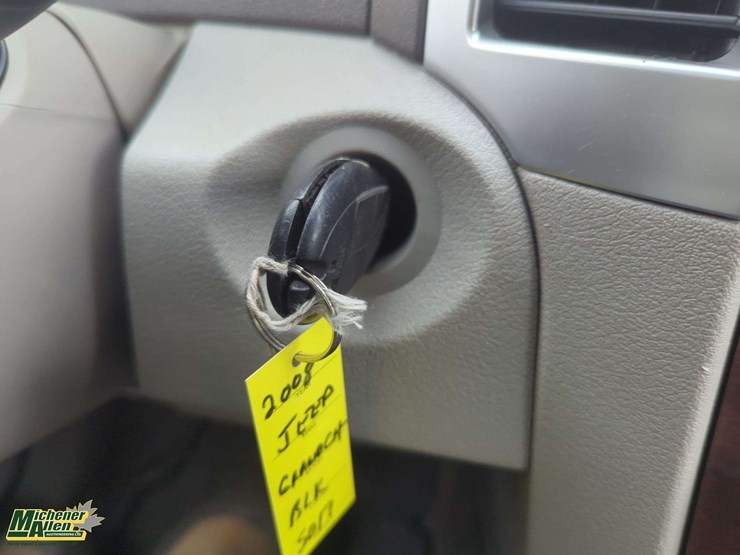 2008-jeep-grand-cherokee-image-12