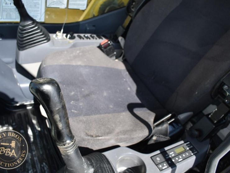 2023-komatsu-pc360-lc-11-image-56