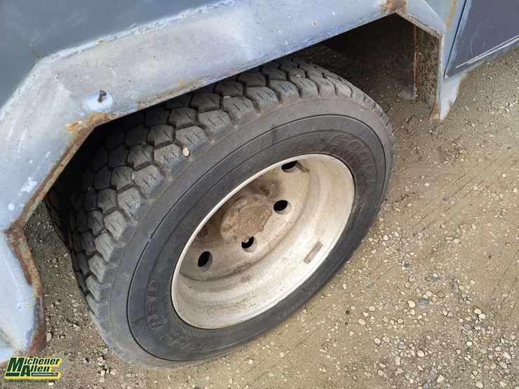 2003-ford-f550-image-30