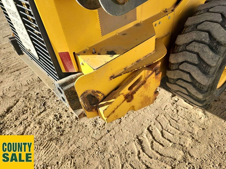 deere-324g-image-32