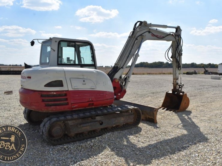 2018-takeuchi-tb290-image-6